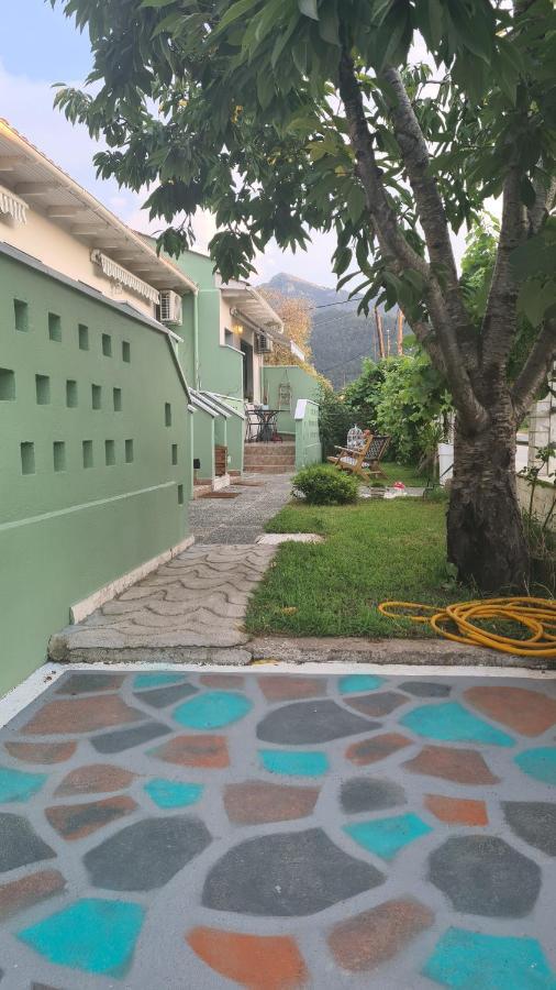 Lamprini's Deluxe Studios Limenas  Exterior foto
